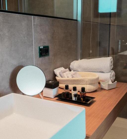 חדר דלוקס נוף לים, Insulae Resort