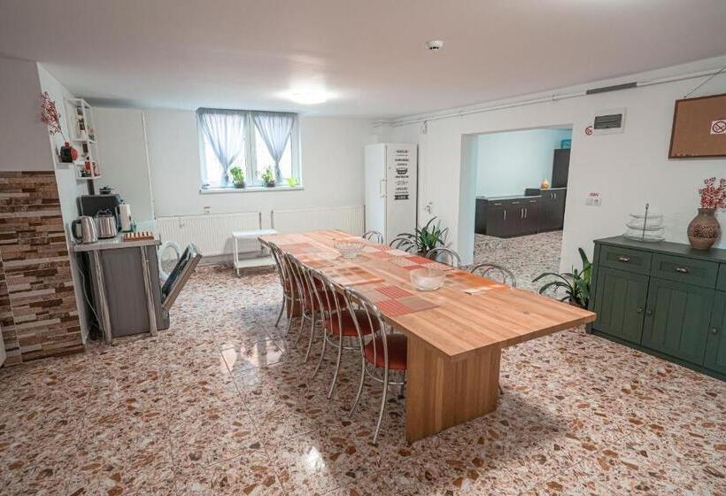 דירה בת חדר שינה 1 עם מרפסת, Casa Danei