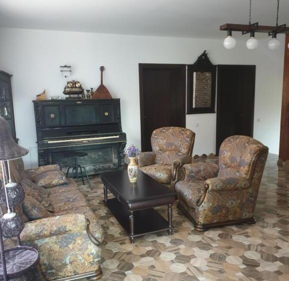 דירה בת חדר שינה 1 עם מרפסת, Casa Danei