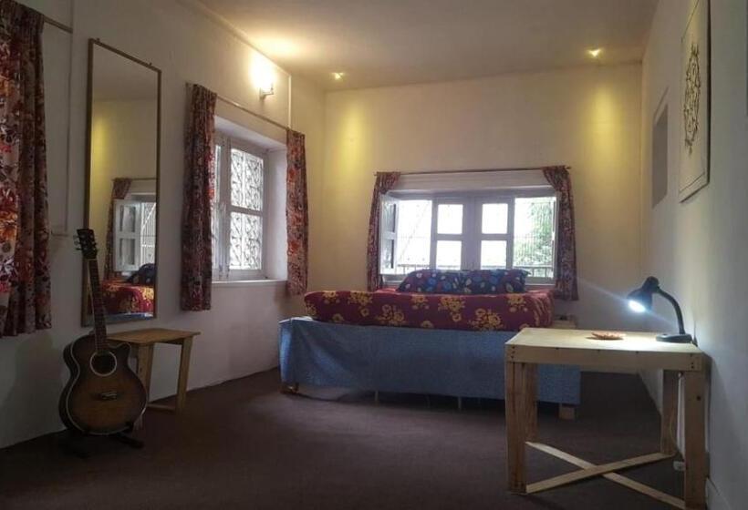 اتاق استاندارد با تخت بزرگ, Laughing Buddha Guest House & Villa