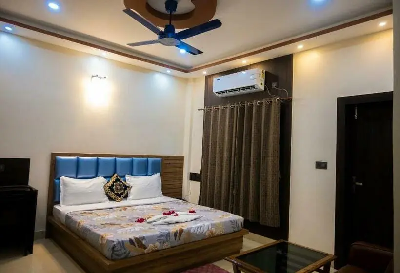 デラックスルーム, Unique Shantiniketan