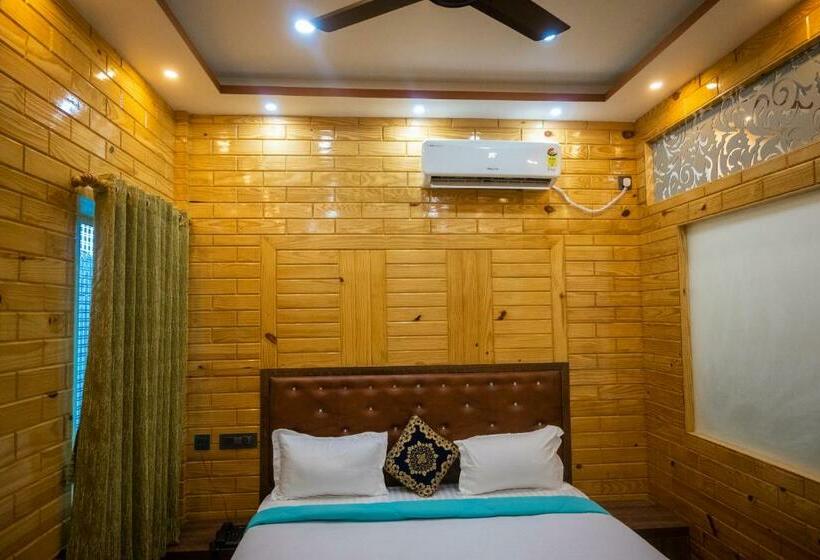 家庭套房, Unique Shantiniketan