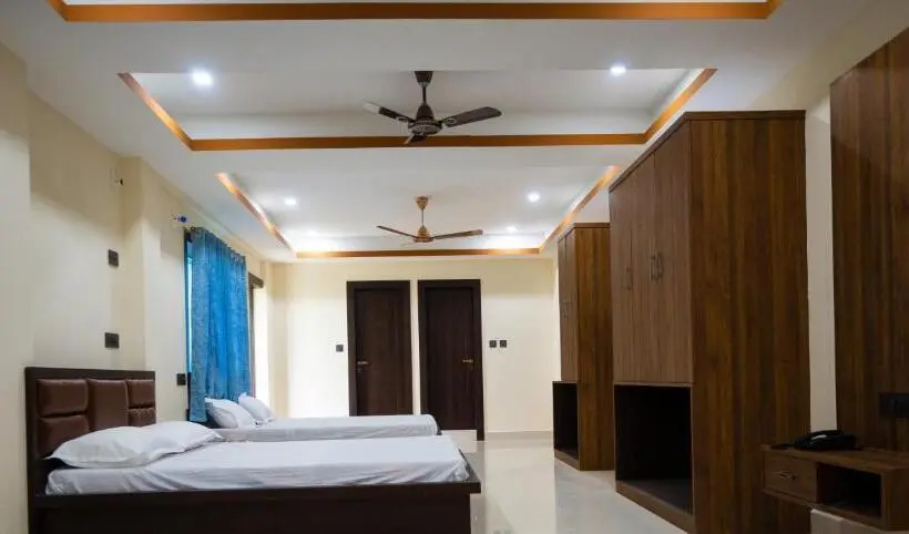 スタンダード４人部屋, Unique Shantiniketan
