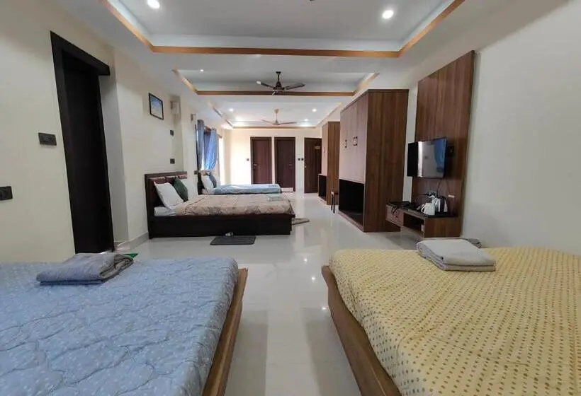 ファミリールーム, Unique Shantiniketan