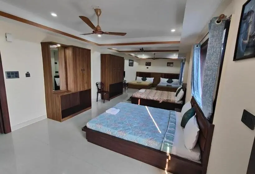ファミリールーム, Unique Shantiniketan