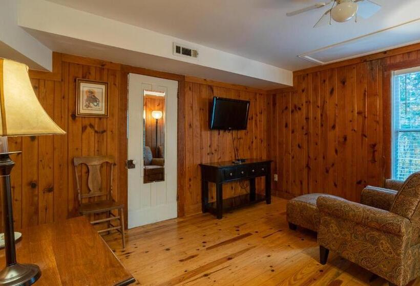 سوییت لوکس, 5 Ojo Inn Bed And Breakfast