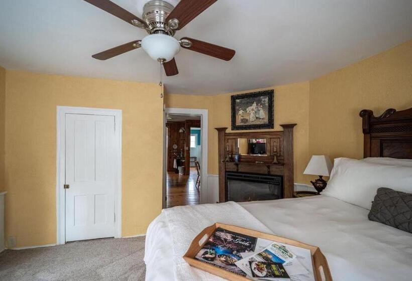 سوییت لوکس, 5 Ojo Inn Bed And Breakfast