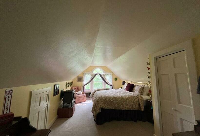 غرفة قياسية سرير كينج, Admiral Peary Inn