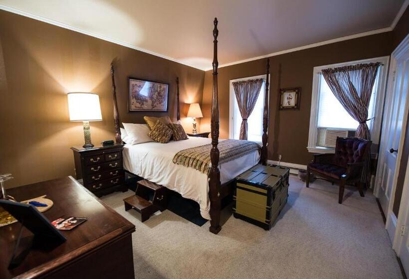 غرفة قياسية, Admiral Peary Inn