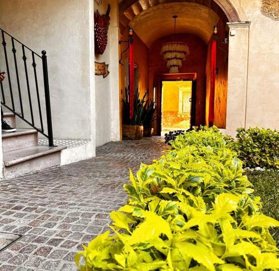 带按摩浴盆的套房, Bito S Hotel Boutique