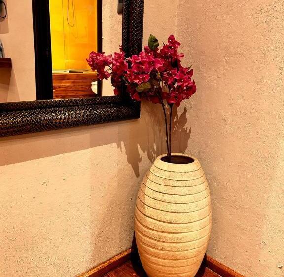 带按摩浴盆的套房, Bito S Hotel Boutique