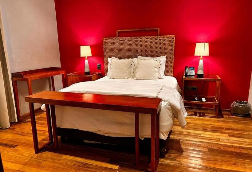 자쿠지 스위트, Bito S Hotel Boutique