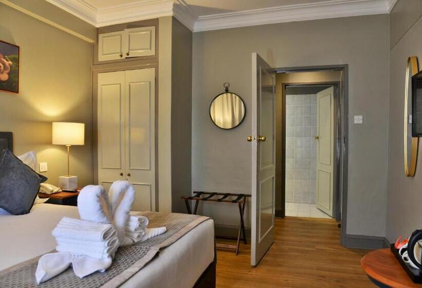 اتاق لوکس, Cresta Jameson