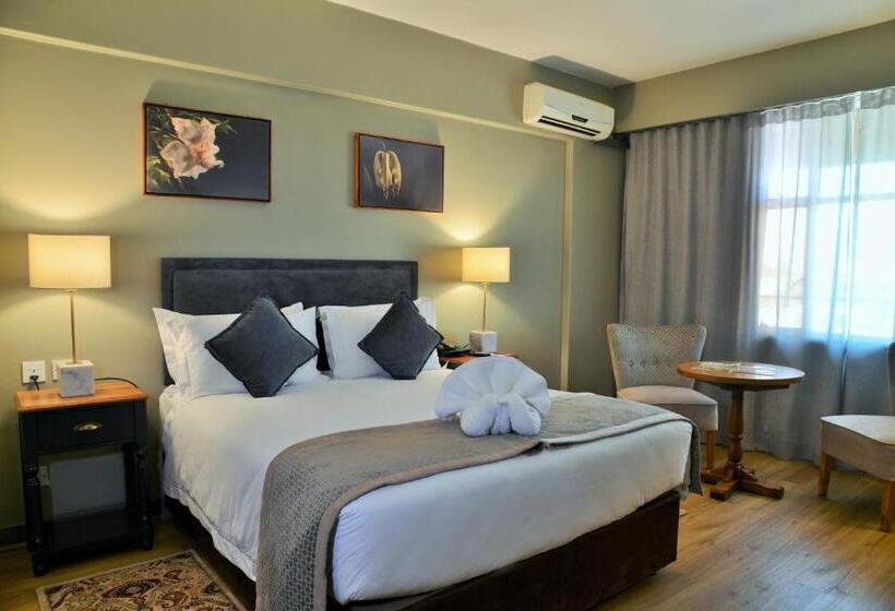 اتاق لوکس, Cresta Jameson