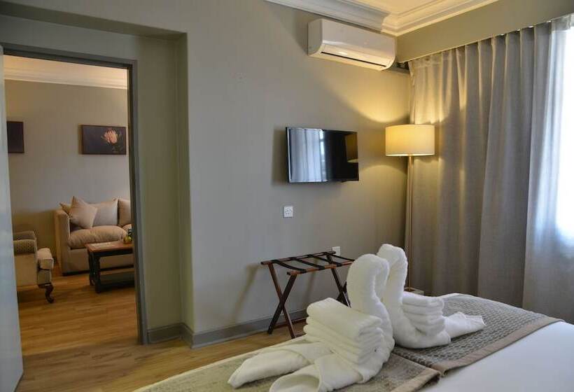 سوییت, Cresta Jameson