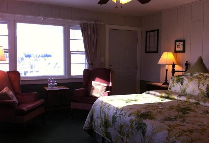 اتاق استاندارد با تخت بزرگ, Deerhill Inn