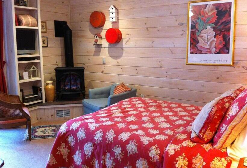 اتاق استاندارد با وان آب گرم, Deerhill Inn