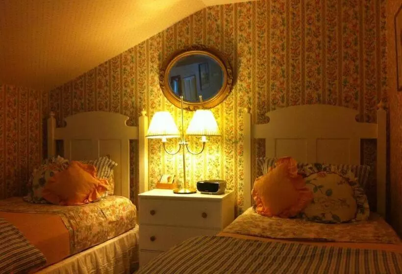 スタンダードルーム, Deerhill Inn