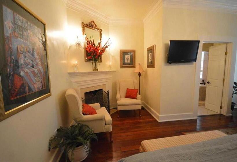 Номер Deluxe Кровать Кинг, The Kenwood Inn Oldest Bed And Breakfast, St Augustine Historic District