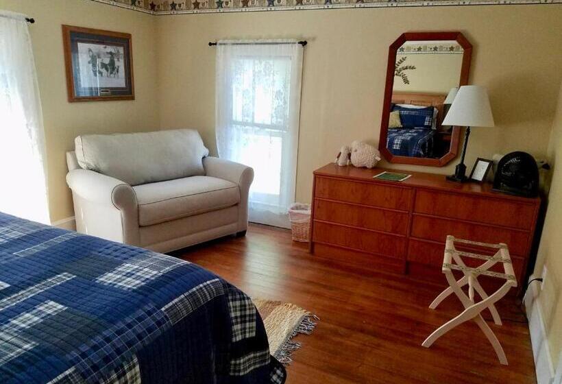 スタンダードルーム, Rainbow Ridge Farms