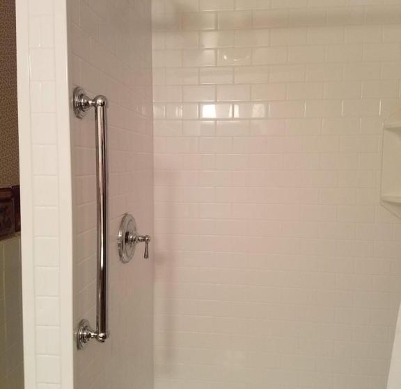 スタンダードルーム, Rainbow Ridge Farms