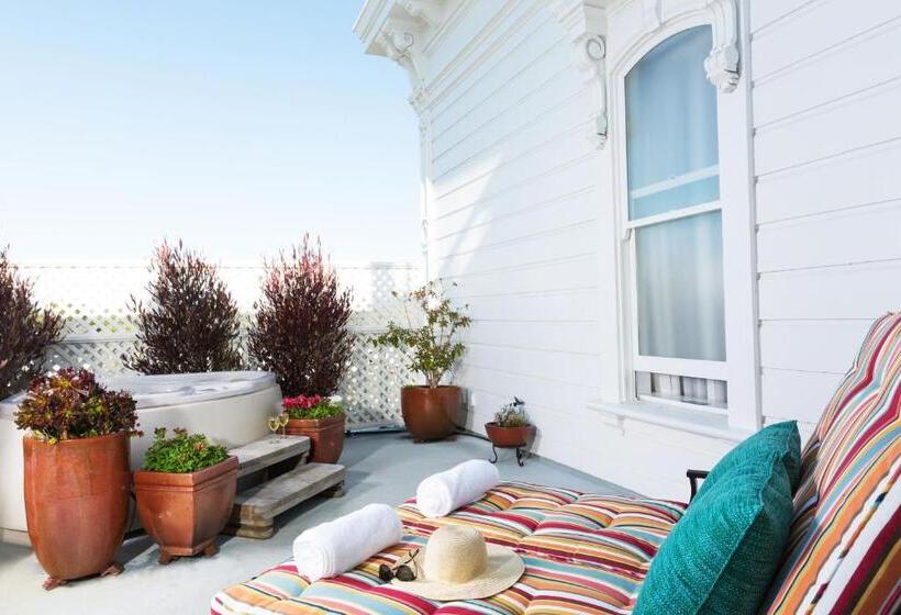 غرفة سوبيريور سرير كينج, West Cliff Inn, A Four Sisters Inn