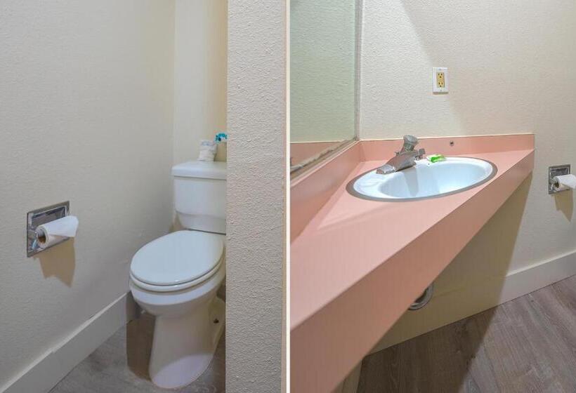 标准间, City Centre Motel By Oyo