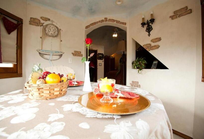 キングサイズベッドのデラックススイート, Franklin Street Inn Bed & Breakfast