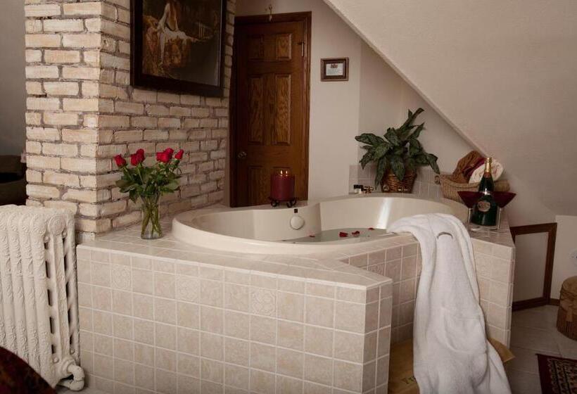 キングサイズベッドのデラックススイート, Franklin Street Inn Bed & Breakfast