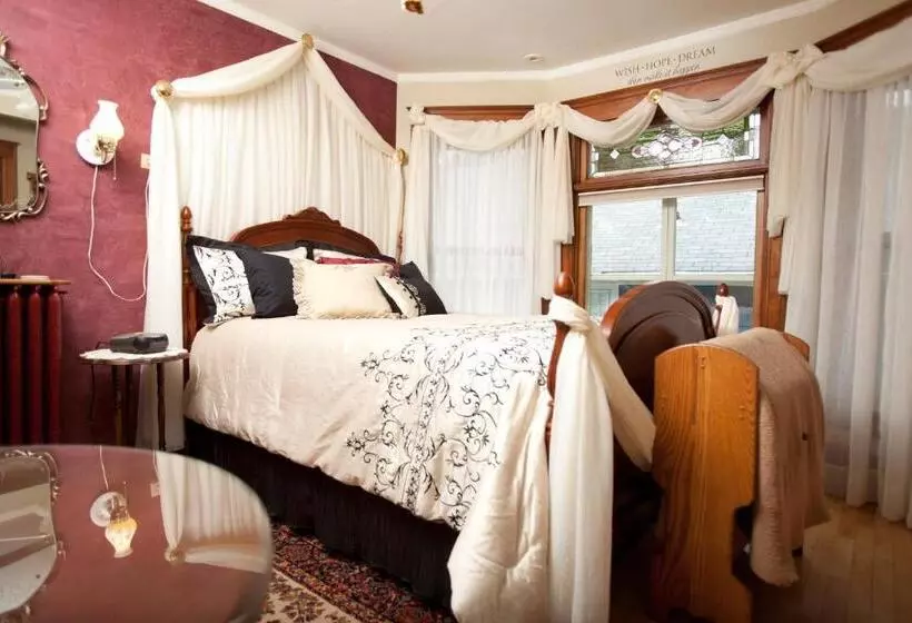 سوییت, Franklin Street Inn Bed & Breakfast