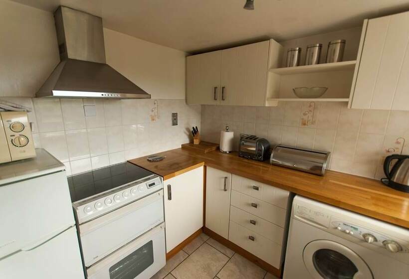 침실 2개 주택, Greyfield Farm Cottages