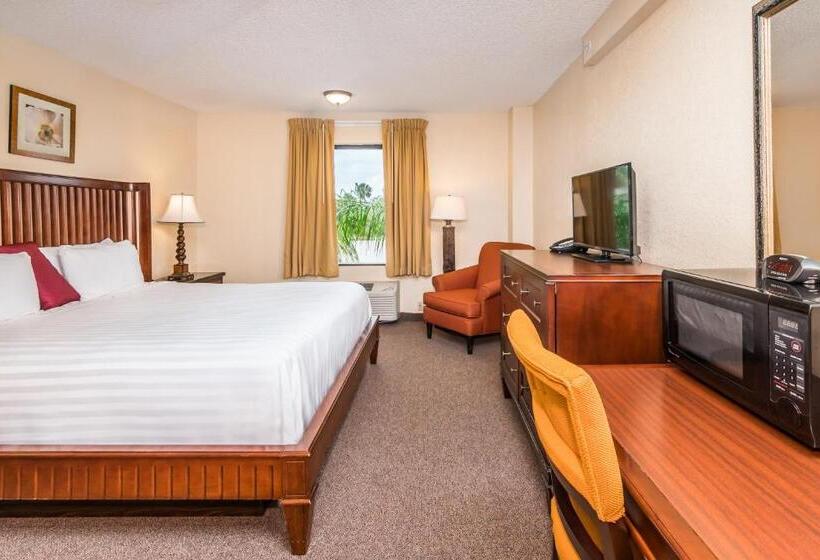 스탠다드 룸 킹사이즈 침대, Days Inn & Suites By Wyndham Lake Okeechobee