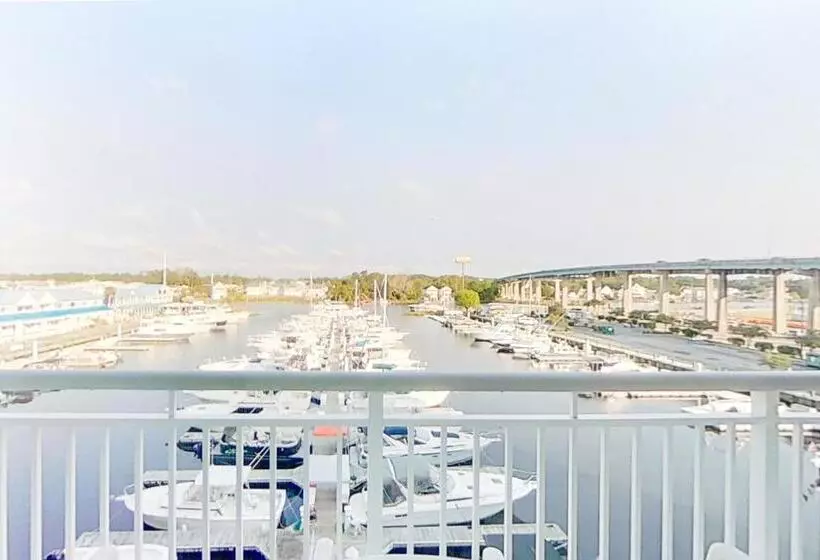 2ベッドルームアパートメント, Harbourgate Marina Club