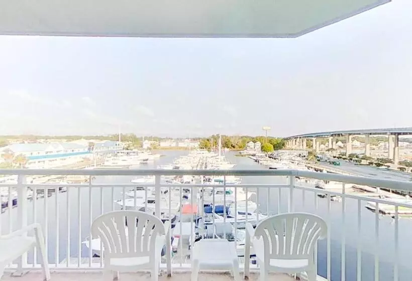 2ベッドルームアパートメント, Harbourgate Marina Club