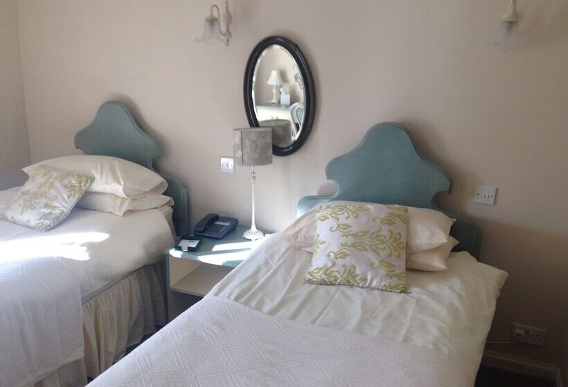 غرفة قياسية, Marshall Meadows Manor House