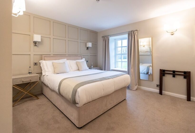 غرفة قياسية, Marshall Meadows Manor House