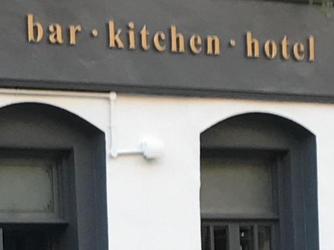 スタンダードルーム, Rab Ha's