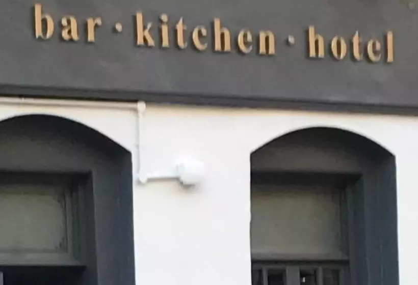 اتاق سوپریور, Rab Ha's