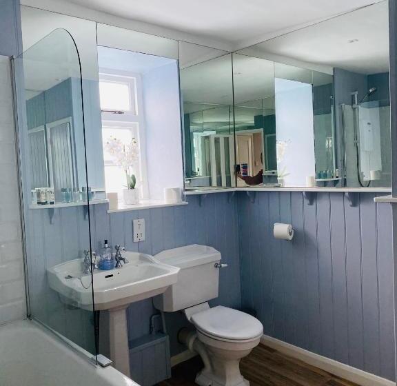 Номер Deluxe, The Royal Oak Inn