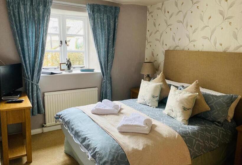 Номер Deluxe, The Royal Oak Inn