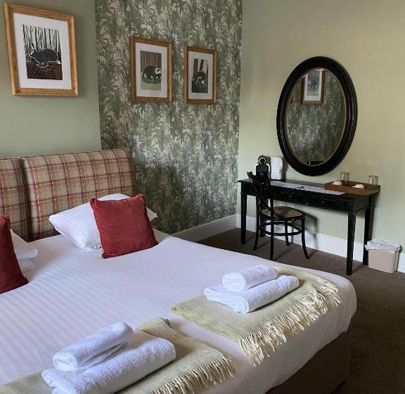 اتاق استاندارد, The Plough