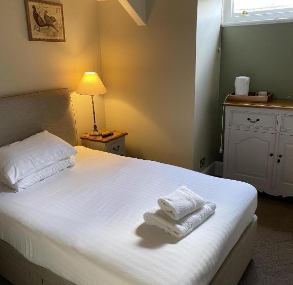 اتاق استاندارد یک نفره, The Plough