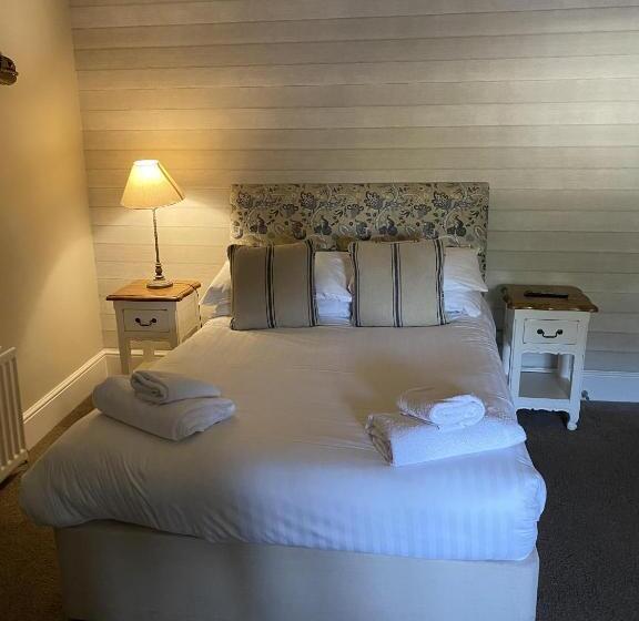 اتاق استاندارد, The Plough