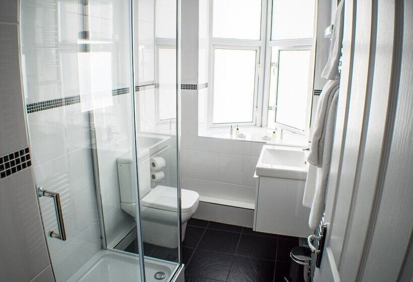 غرفة تنفيذية, Mereside