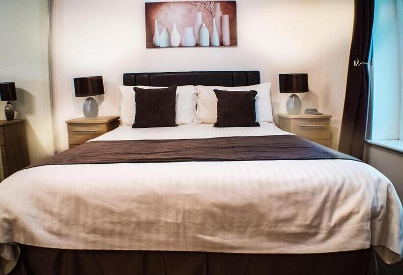 غرفة قياسية, Mereside