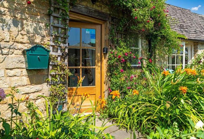 Habitació Estàndard Vista Jardí, Guiting Guest House