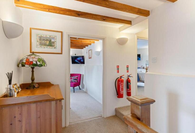 Habitació Deluxe Llit King, Guiting Guest House