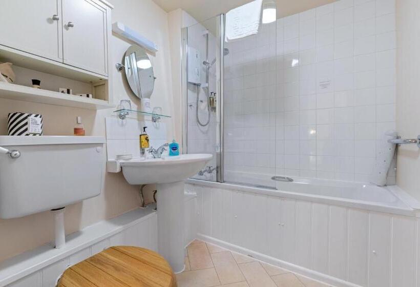 Habitació Estàndard Vista Jardí, Guiting Guest House