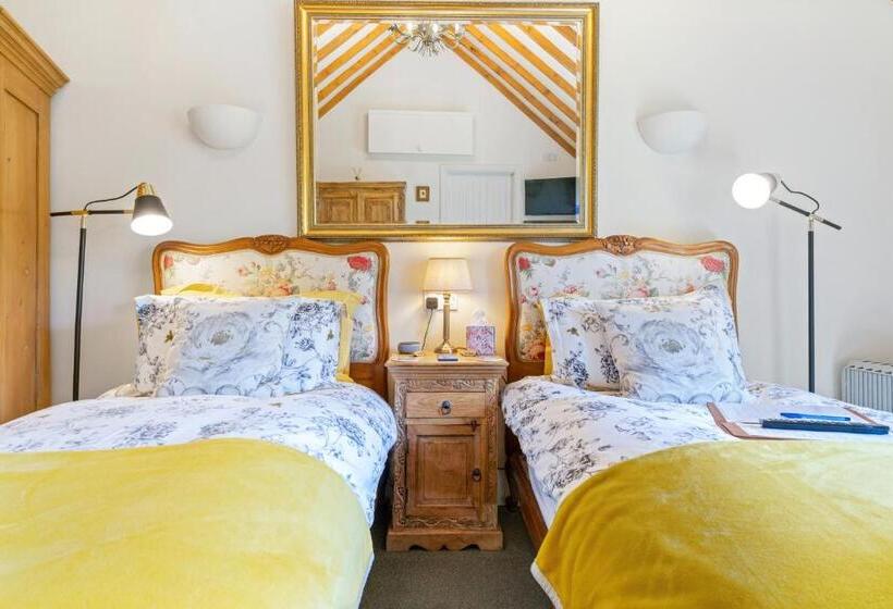 Habitació Estàndard Vista Jardí, Guiting Guest House