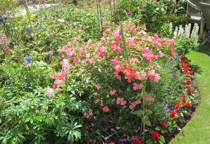 Habitació Estàndard Vista Jardí, Guiting Guest House